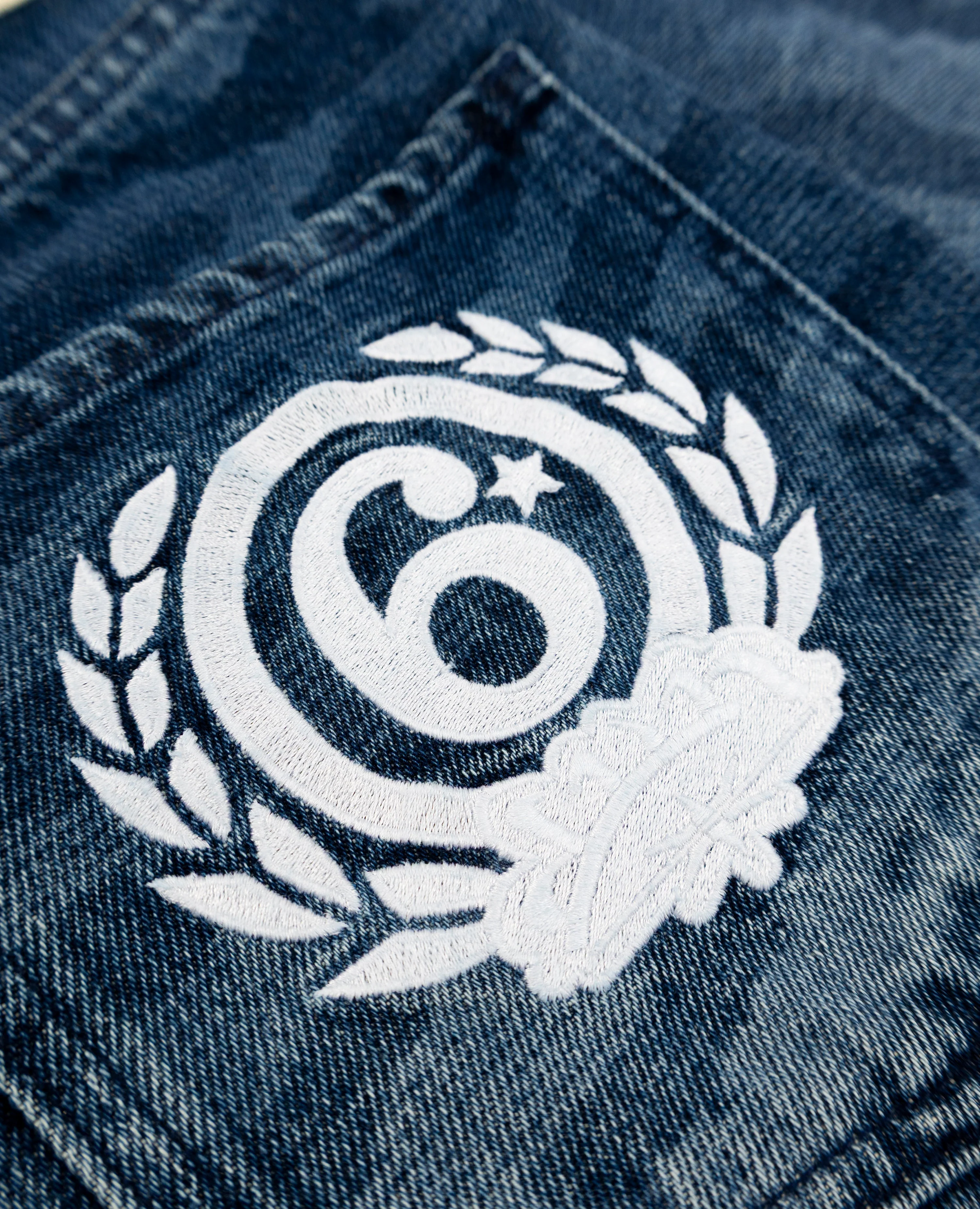BLUE TIGER DENIM JORT - Image 4