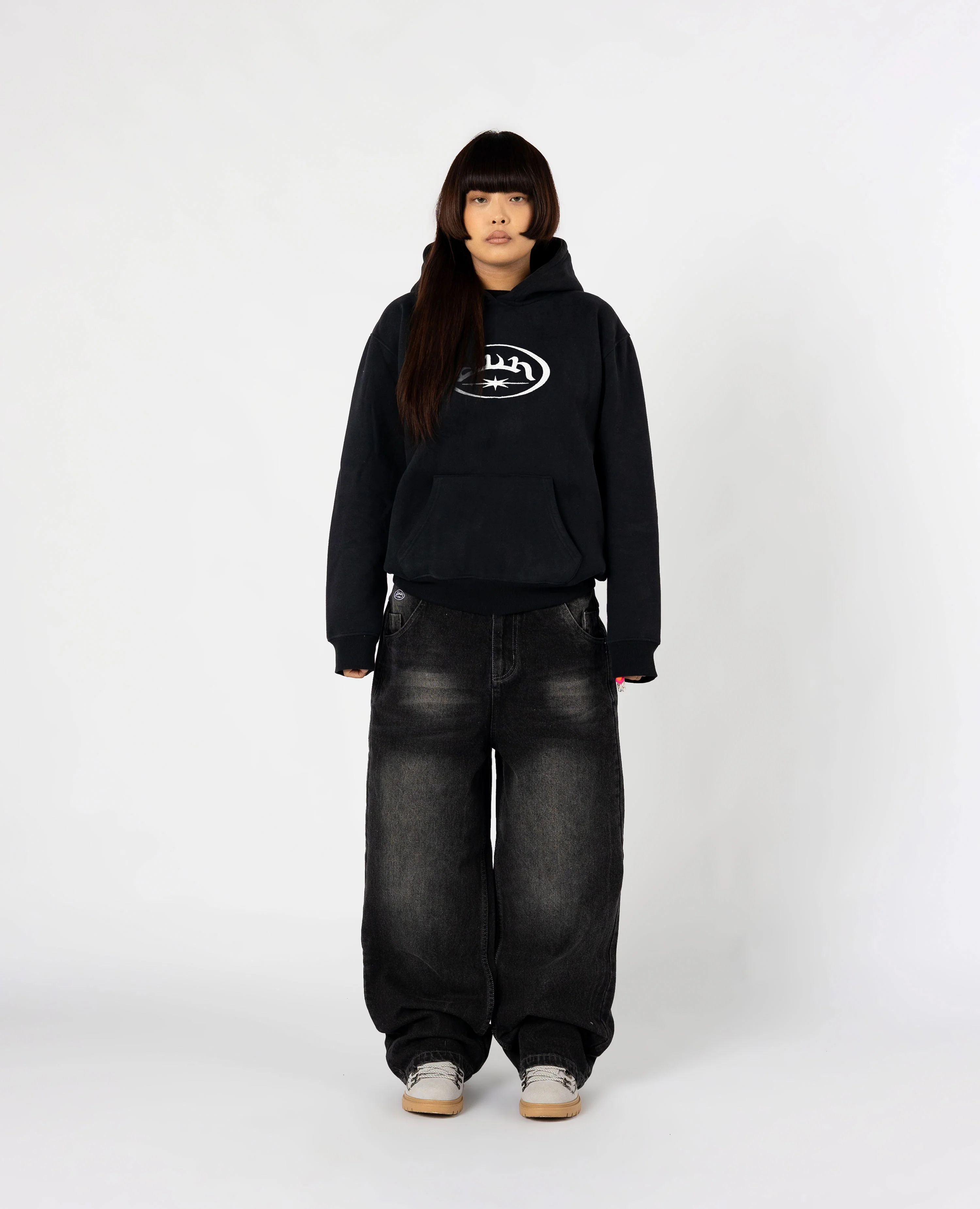 BLACK COMPASS HOODIE - Image 5