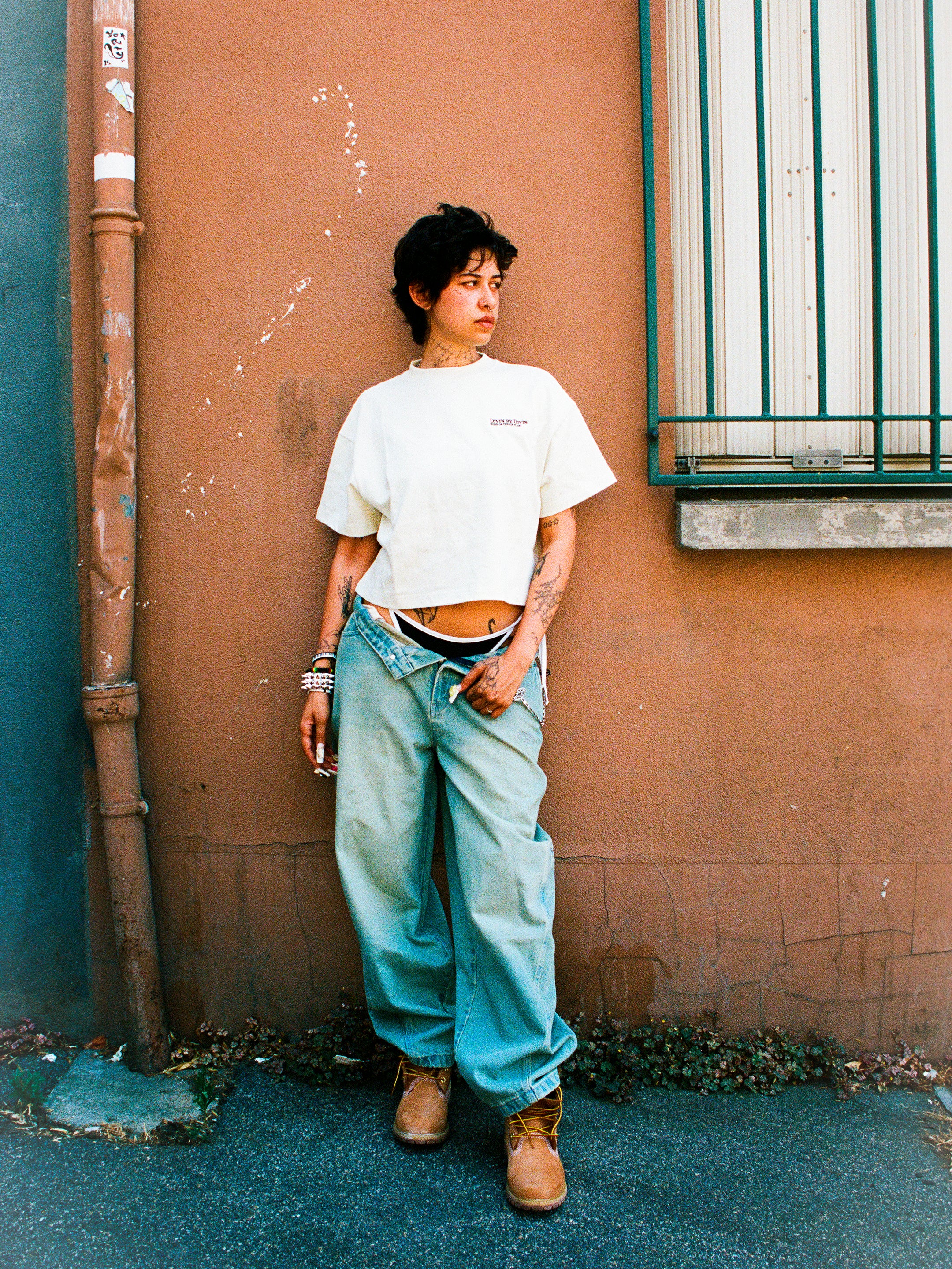 WOMENS BEIGE CLASSIC T-SHIRT - Image 6